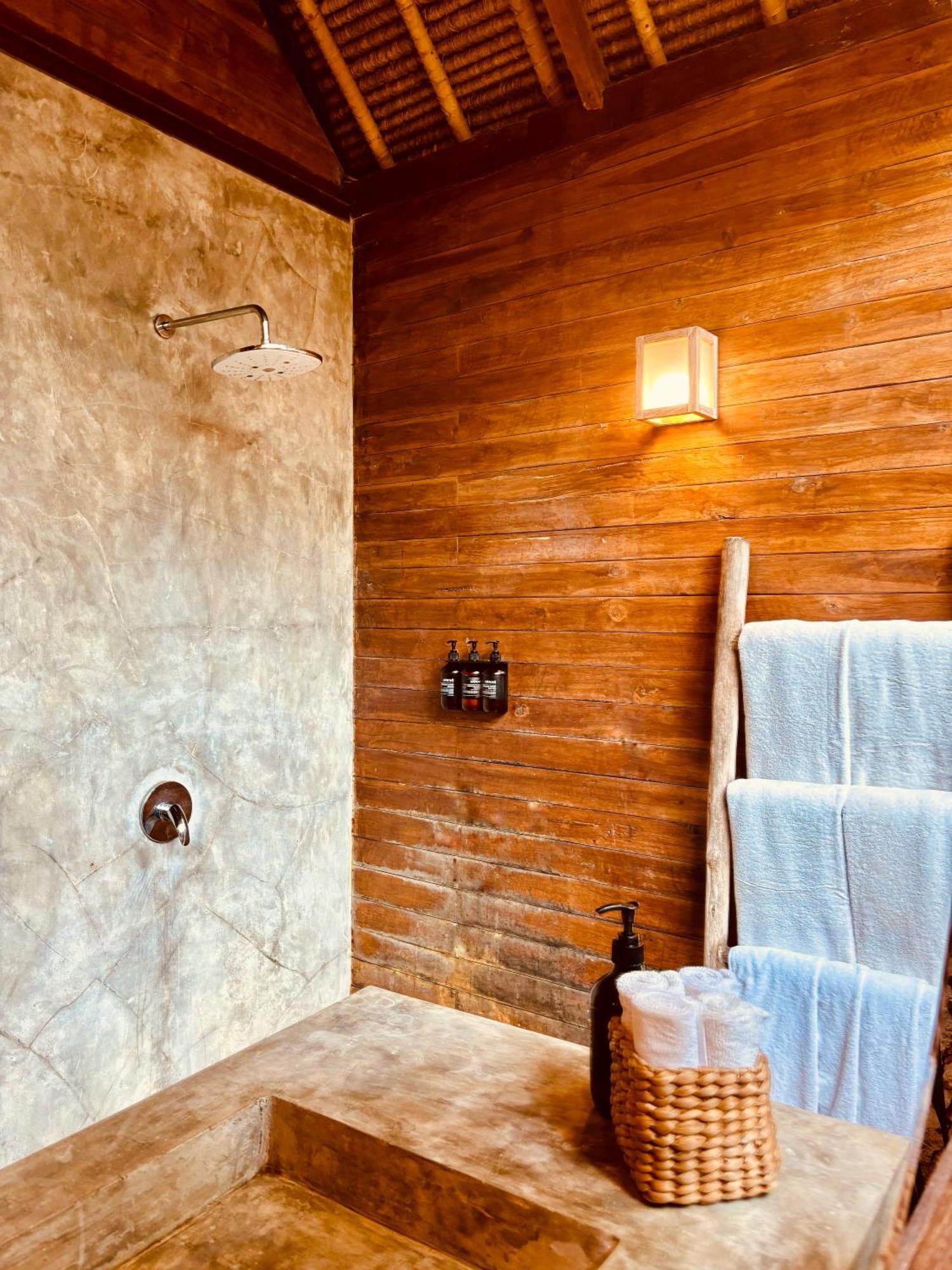 Green Escape Eco Resort Улувату Экстерьер фото
